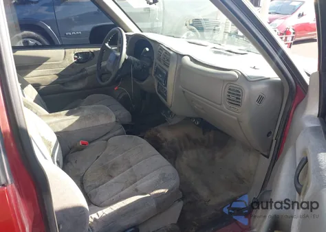 2000 GMC Sonoma Sls из США, поврежденный, VIN 1GTCS1953Y8213503